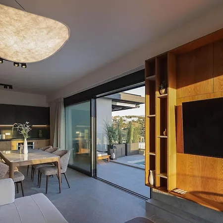아파트 White Pearl - Private Pool -roof Garden - Penthouse Duplex *