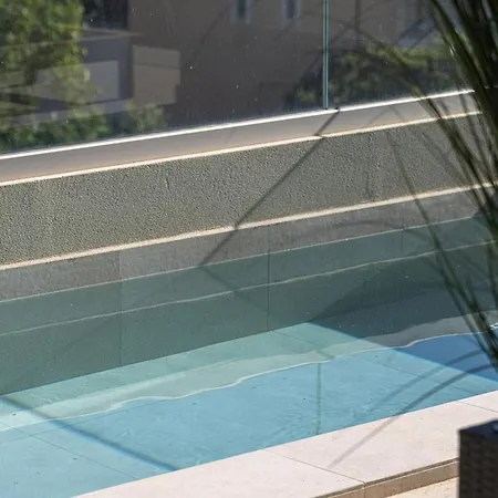 아파트 White Pearl - Private Pool -roof Garden - Penthouse Duplex 하니아
